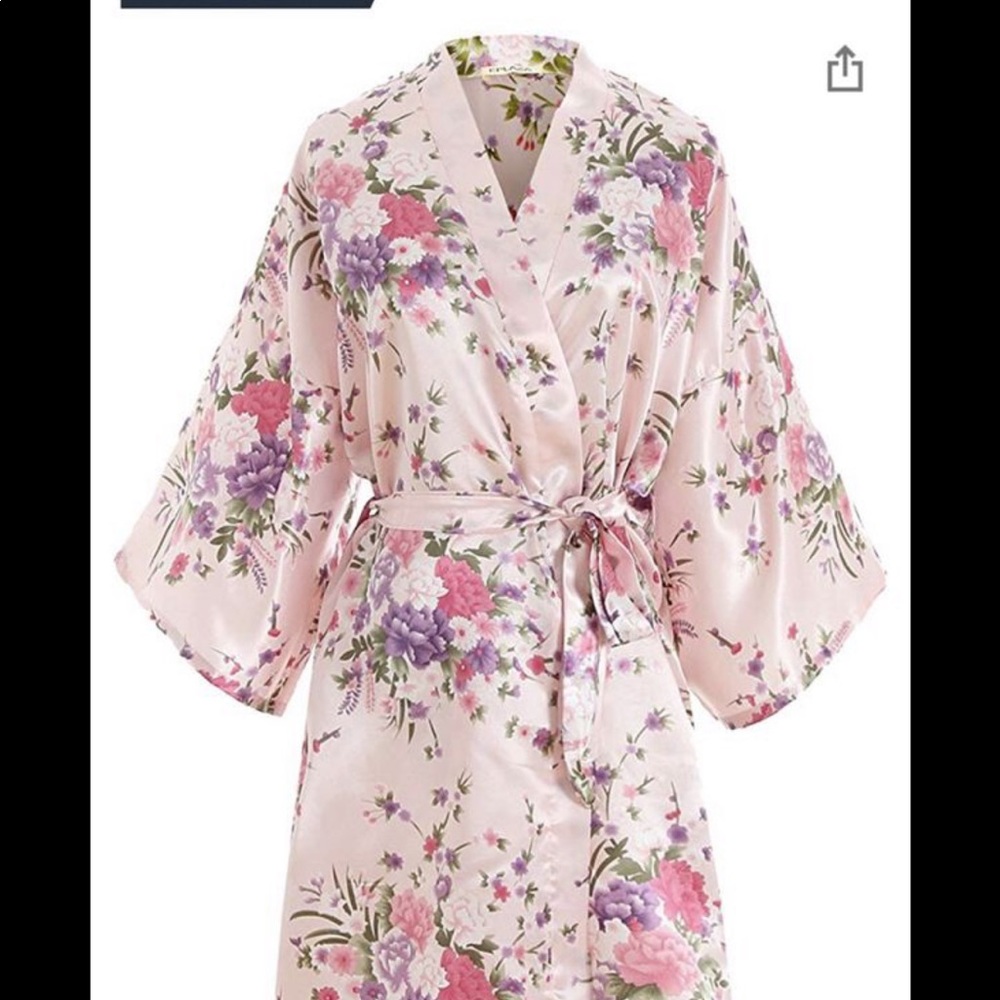 Floral bridesmaid robes.